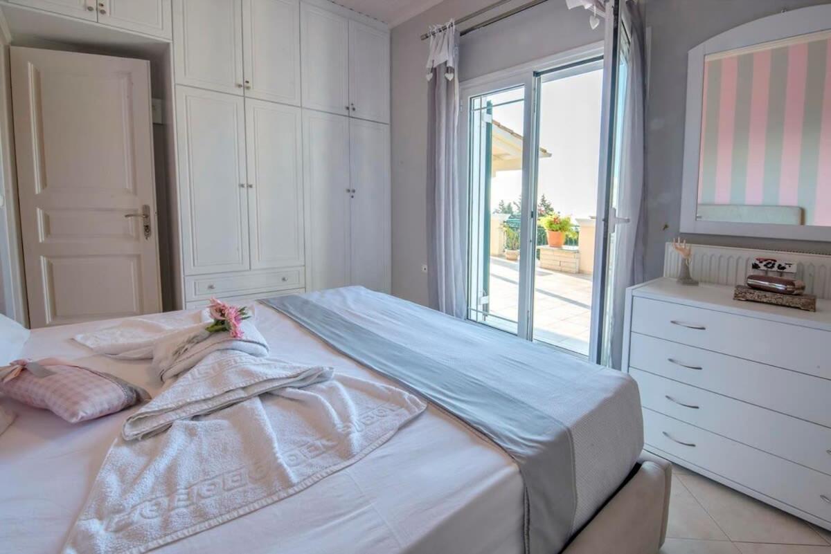 Paxoi Serene Oasis - Mylos Mediterranean Charm Arvanitakeika エクステリア 写真