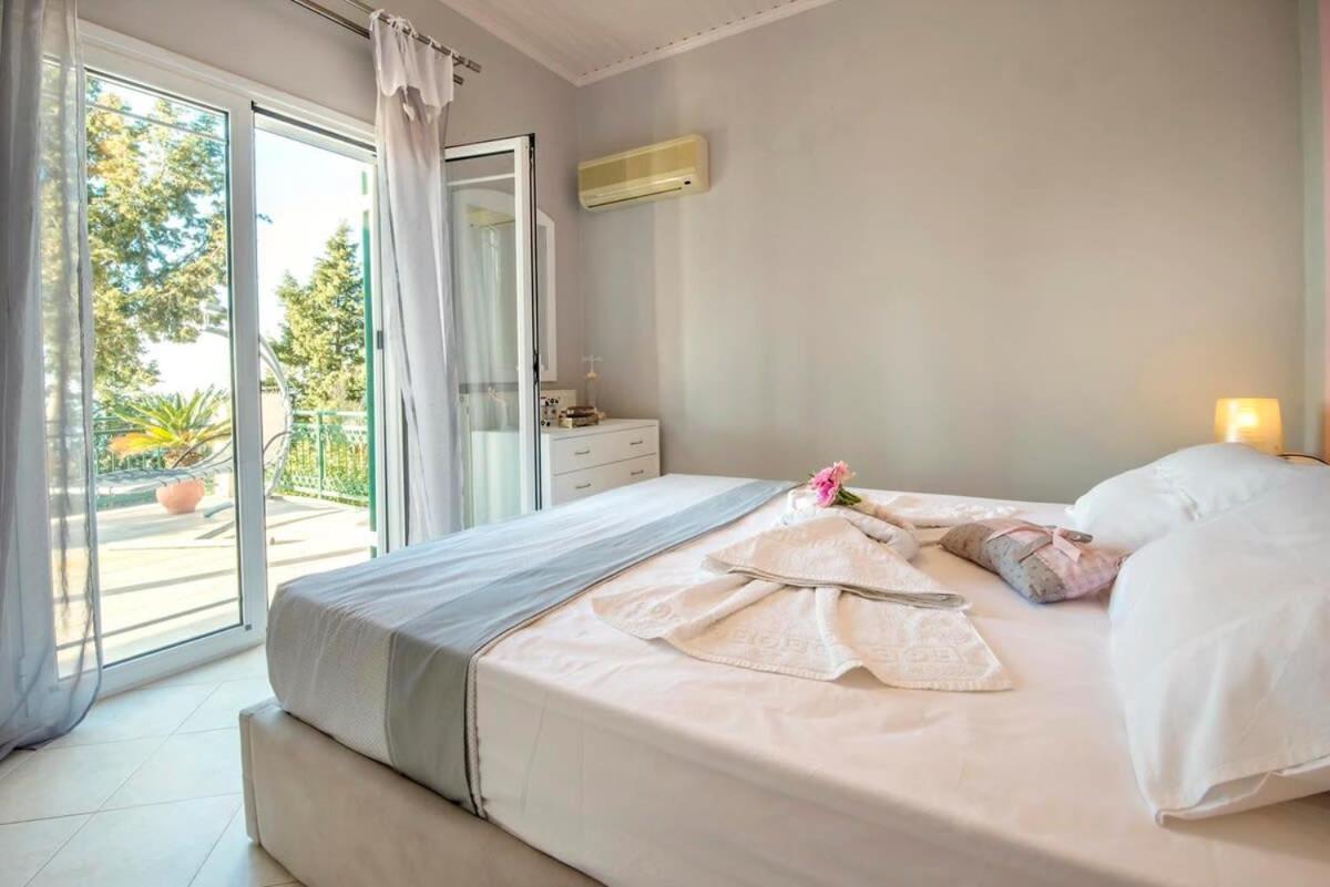 Paxoi Serene Oasis - Mylos Mediterranean Charm Arvanitakeika エクステリア 写真