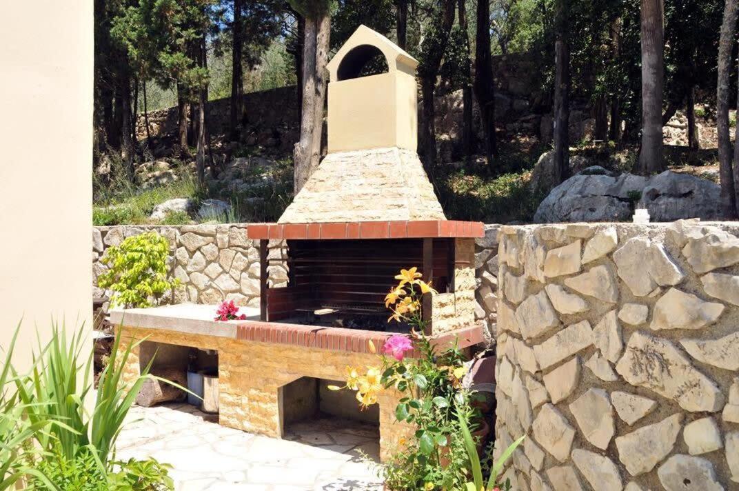 Paxoi Serene Oasis - Mylos Mediterranean Charm Arvanitakeika エクステリア 写真