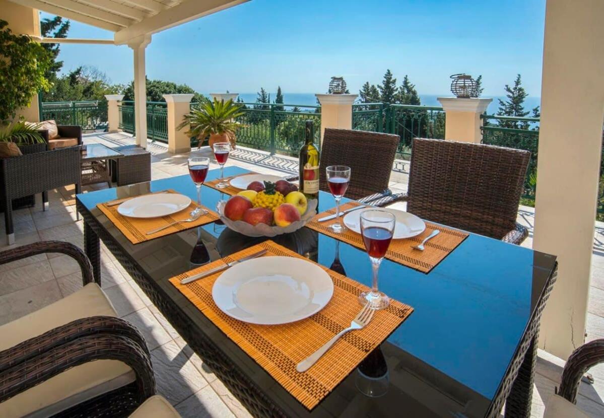 Paxoi Serene Oasis - Mylos Mediterranean Charm Arvanitakeika エクステリア 写真